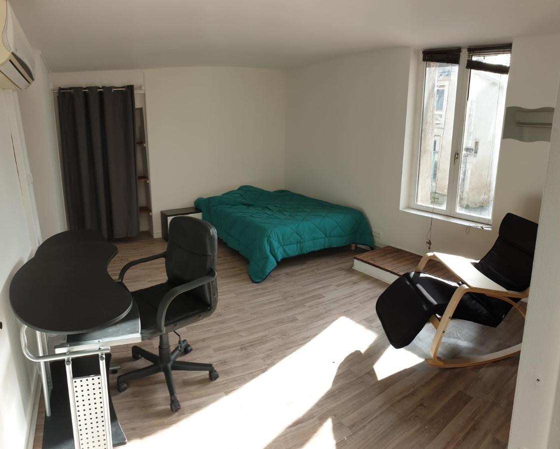 Maison Et Appartements D'Anatole France Proche Centre-Ville, Universite - Chu, Patinoire Et Futuroscope ポアティエ エクステリア 写真